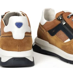 Fluchos Hombre><noscript><img width=